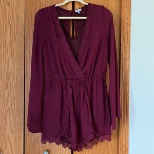 Tobi Romper Wine Color size Medium